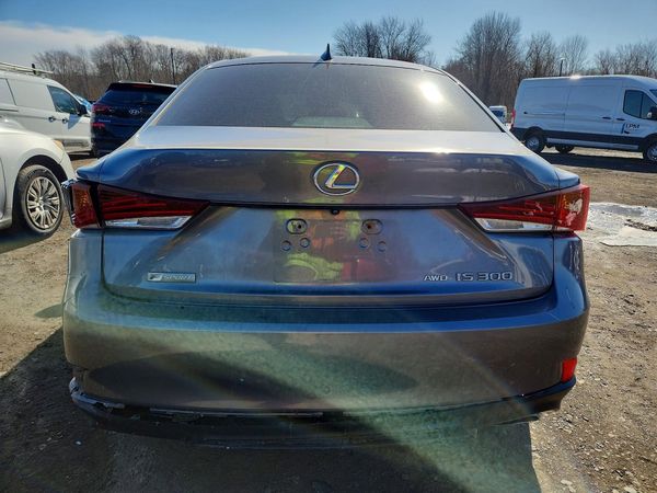 2017 LEXUS IS 300