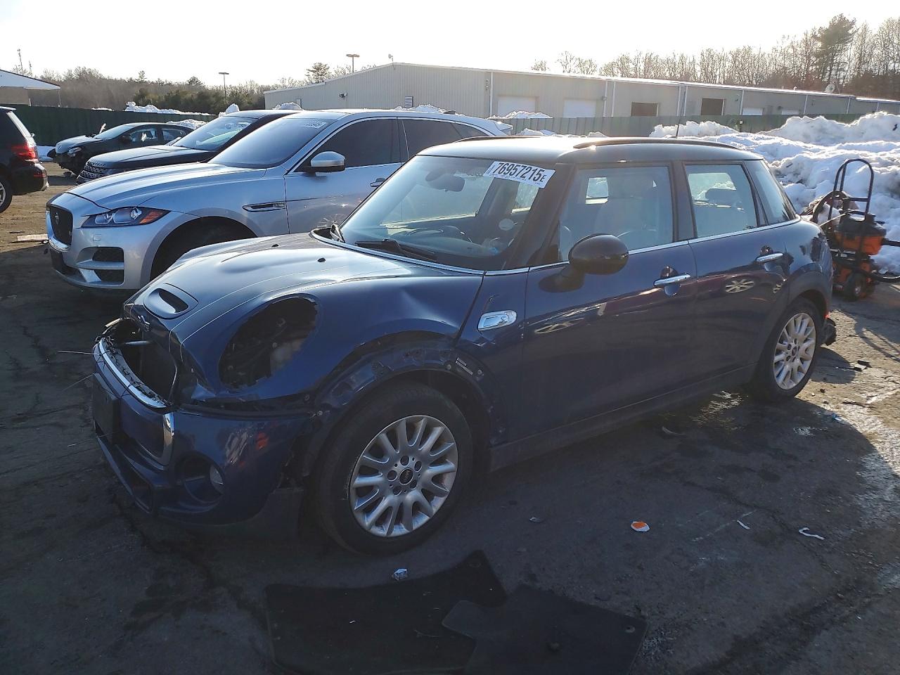 2015 MINI COOPER
