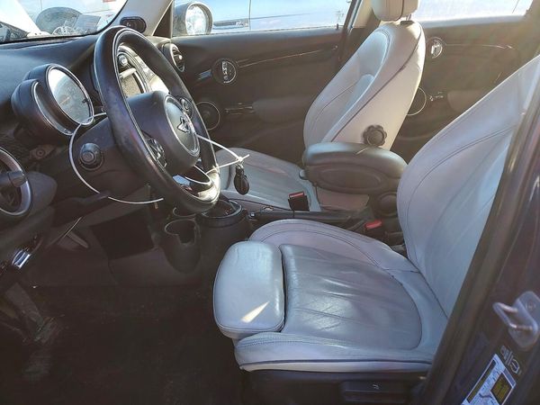 2015 MINI COOPER