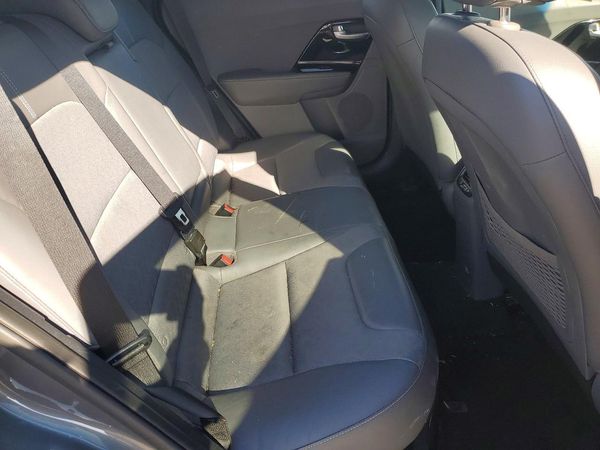 2017 KIA NIRO