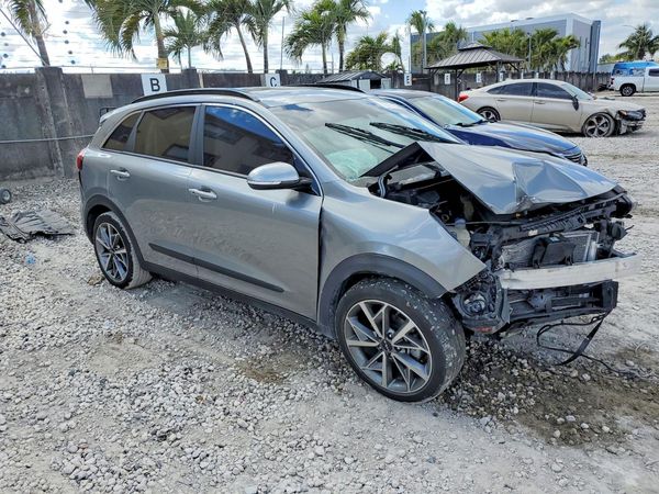 2022 KIA NIRO