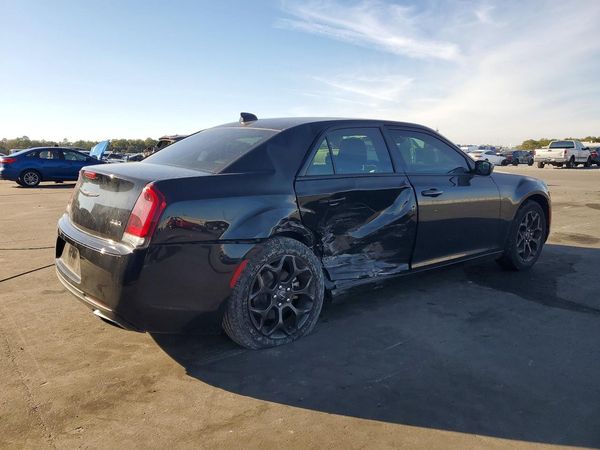 2021 CHRYSLER 300