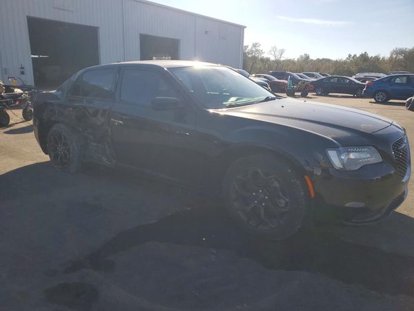 2021 CHRYSLER 300