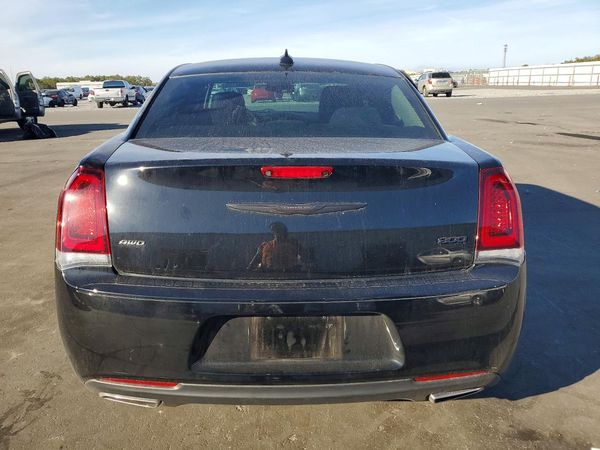2021 CHRYSLER 300