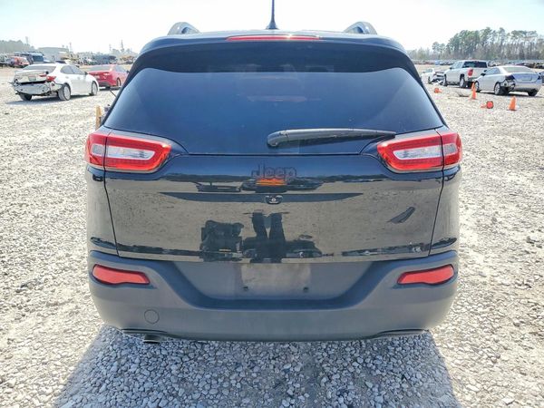 2018 JEEP CHEROKEE LATITUDE FWD