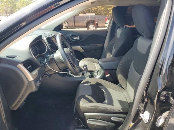 2018 JEEP CHEROKEE LATITUDE FWD