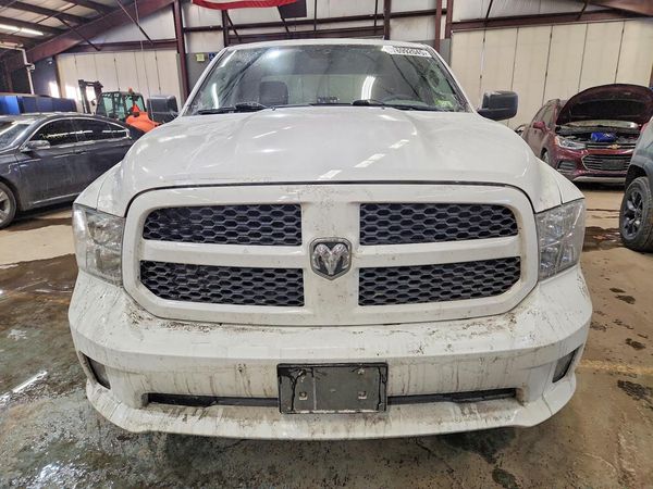 2019 RAM 1500 CLASSIC Tradesman, ST