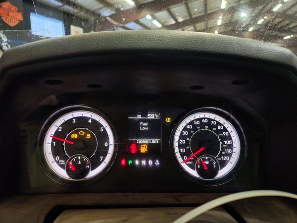 2019 RAM 1500 CLASSIC Tradesman, ST