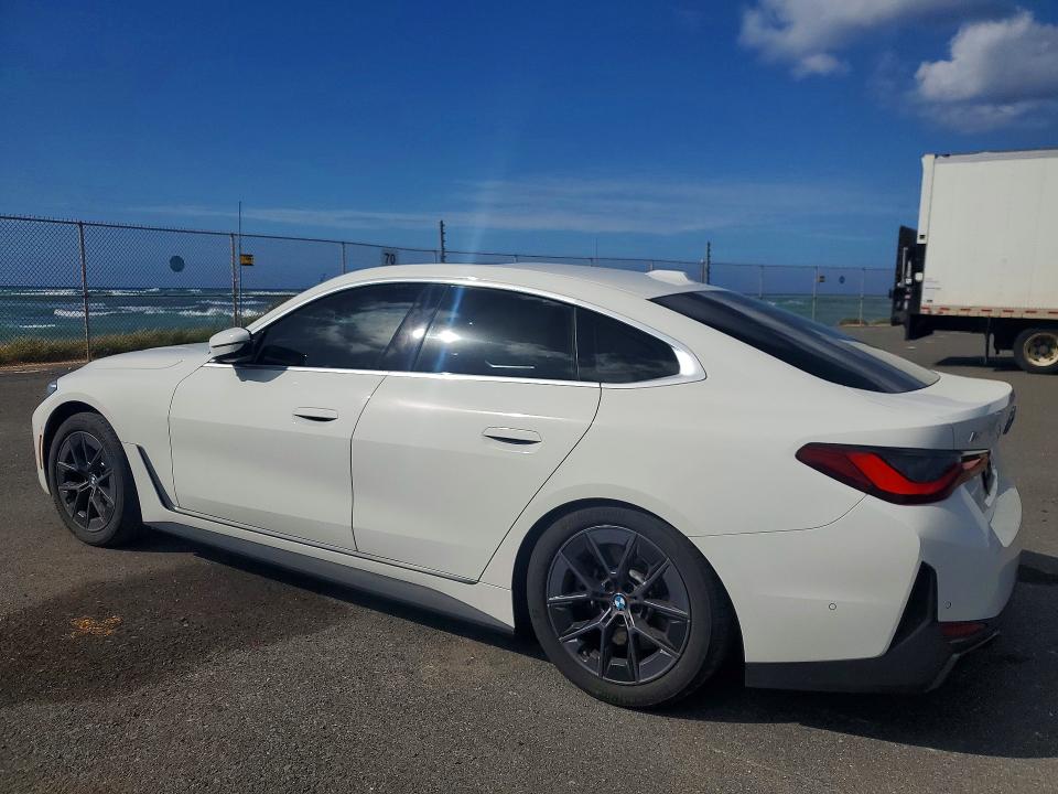 2025 BMW i4 eDrive40