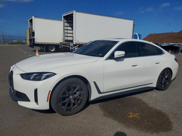 2025 BMW i4 eDrive40