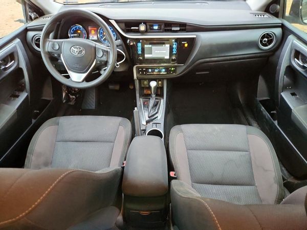 2017 TOYOTA COROLLA
