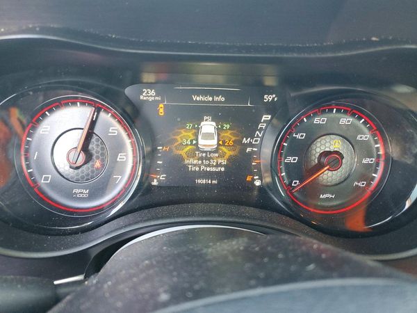 2017 DODGE CHARGER