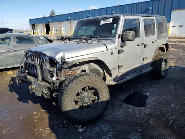 2016 JEEP WRANGLER UNLIMITED SAHARA 4X4