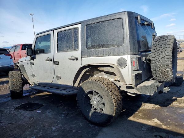 2016 JEEP WRANGLER UNLIMITED SAHARA 4X4