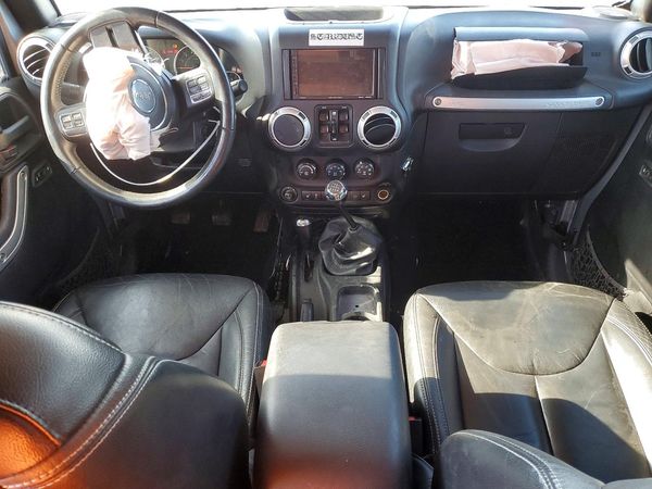 2016 JEEP WRANGLER UNLIMITED SAHARA 4X4