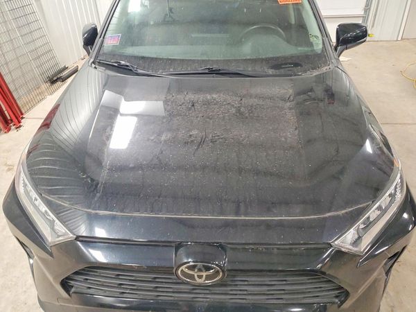 2019 TOYOTA RAV4 XLE / XLE Premium 4WD — Engine bay