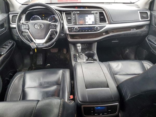 2019 TOYOTA HIGHLANDER