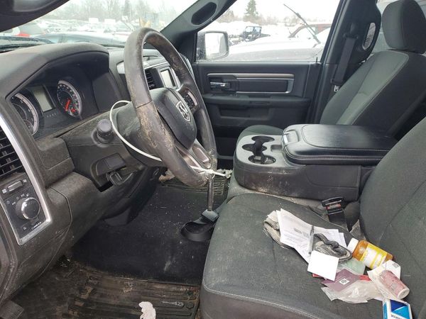 2023 RAM 1500 CLASSIC SLT