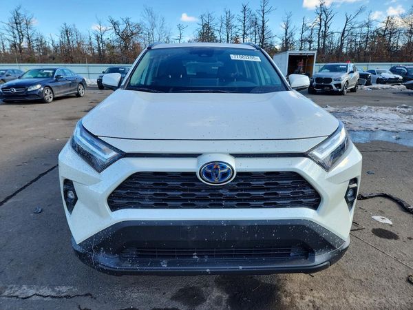 2022 TOYOTA RAV4