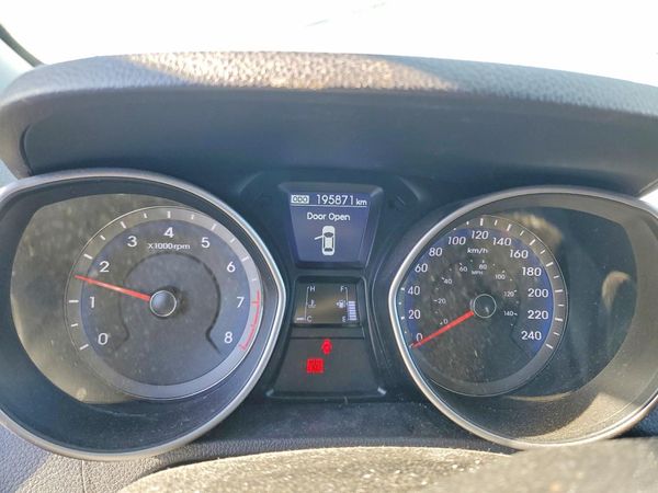 2014 HYUNDAI ELANTRA — ODOM