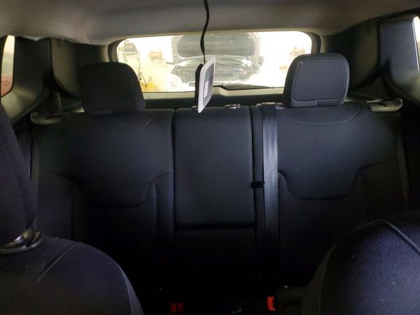2019 JEEP RENEGADE LATITUDE 4X4