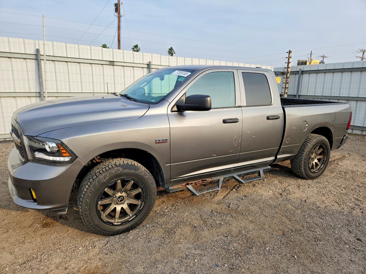2013 RAM 1500 ST QUAD CAB 4X2
