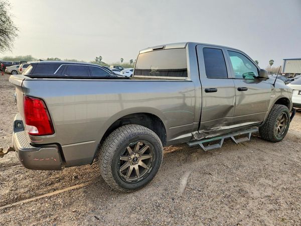 2013 RAM 1500 ST QUAD CAB 4X2