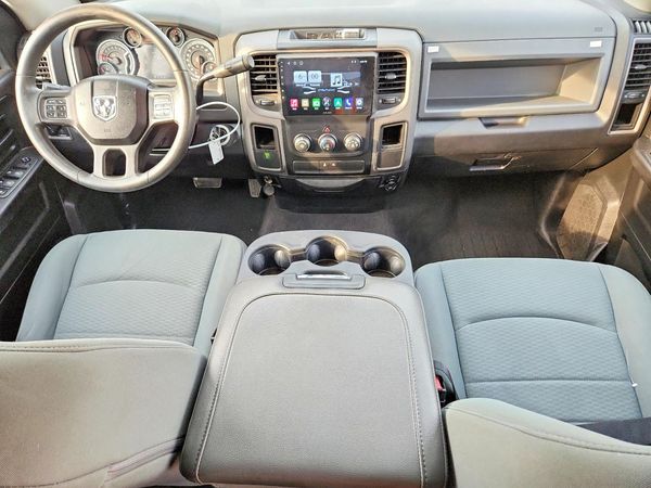 2013 RAM 1500 ST QUAD CAB 4X2