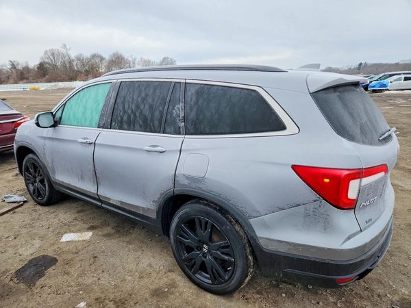 2022 HONDA PILOT SE