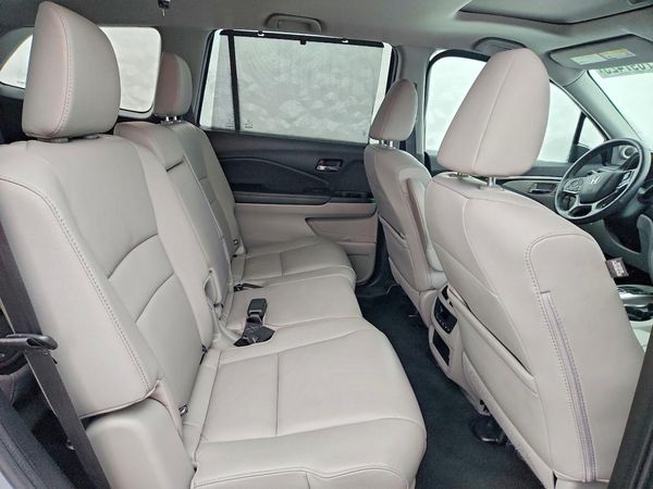 2022 HONDA PILOT SE