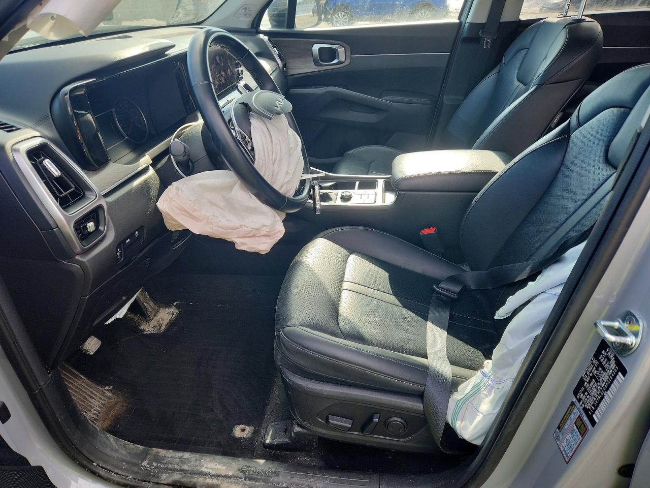 2023 KIA SORENTO S