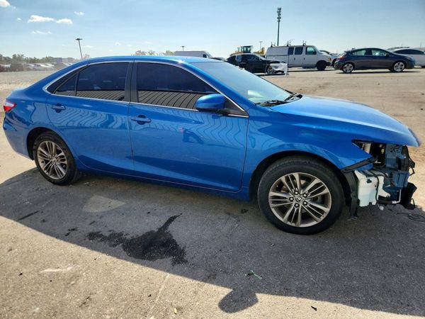 2017 TOYOTA CAMRY