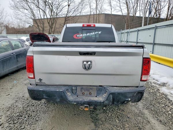 2014 RAM 1500 SLT