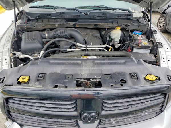 2014 RAM 1500 SLT