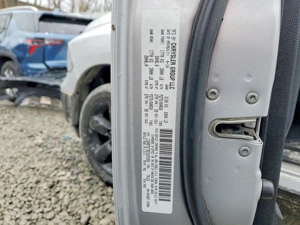 2014 RAM 1500 SLT