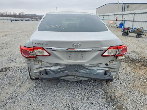 2013 TOYOTA COROLLA