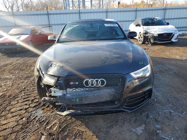 2015 AUDI RS5