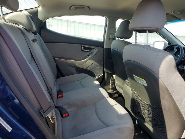 2013 HYUNDAI ELANTRA