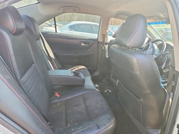 2015 TOYOTA CAMRY