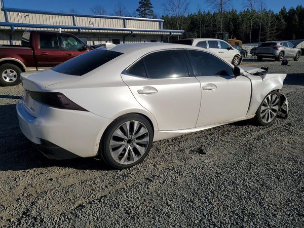 2018 LEXUS IS 300
