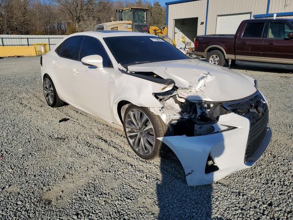 2018 LEXUS IS 300