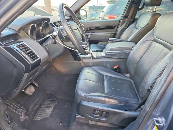 2020 LAND ROVER DISCOVERY SE — DENT