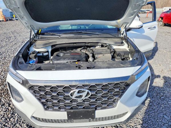 2020 HYUNDAI SANTA FE Limited — Engine bay