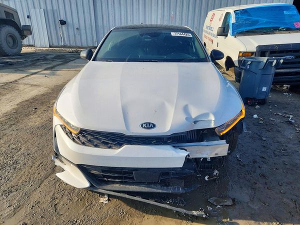 2021 KIA K5