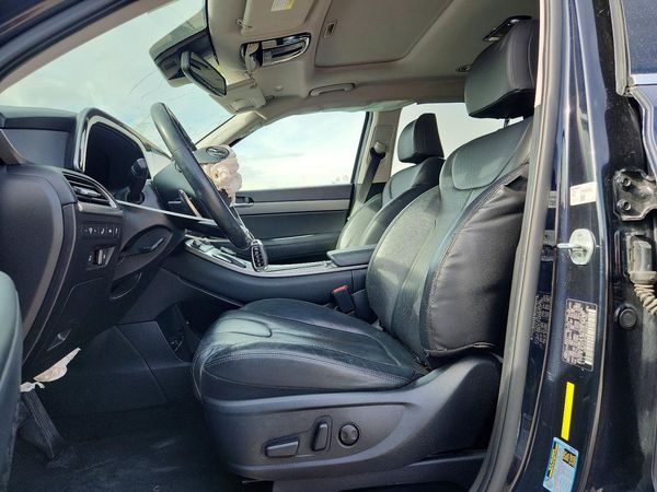 2021 HYUNDAI PALISADE SEL w/ Premium Pkg