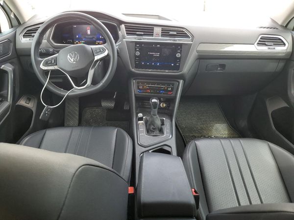 2022 VOLKSWAGEN TIGUAN