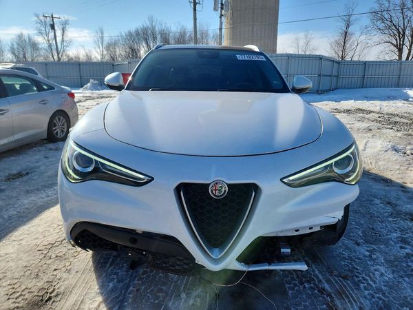 2018 ALFA ROMEO STELVIO TI AWD