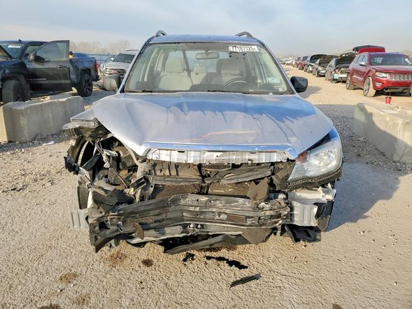 2018 SUBARU FORESTER Base P