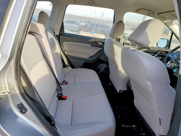 2018 SUBARU FORESTER Base P