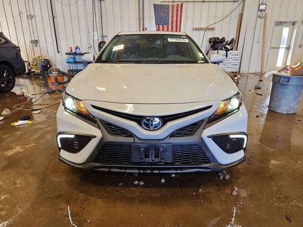 2022 TOYOTA CAMRY